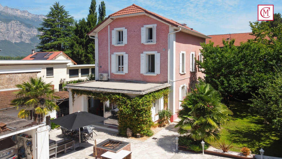 Maison à VILLARD-BONNOT