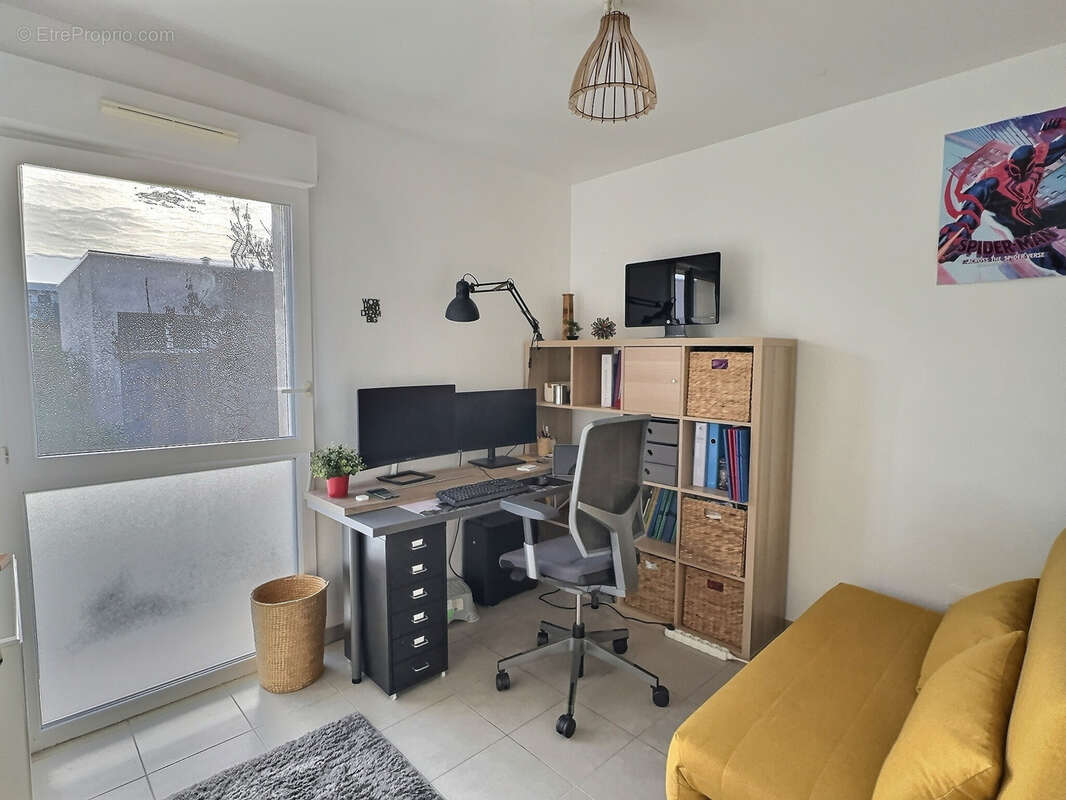 Maison à SAINT-BRES