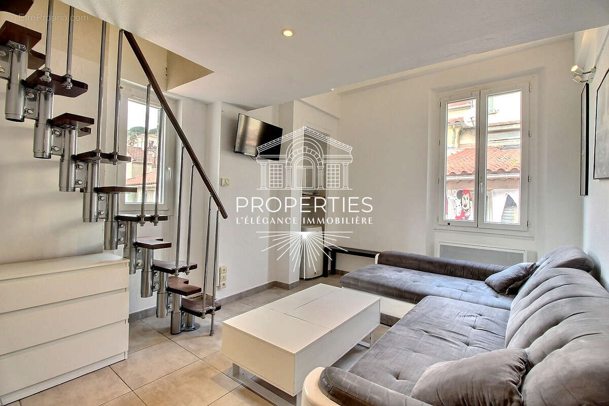 Appartement à HYERES
