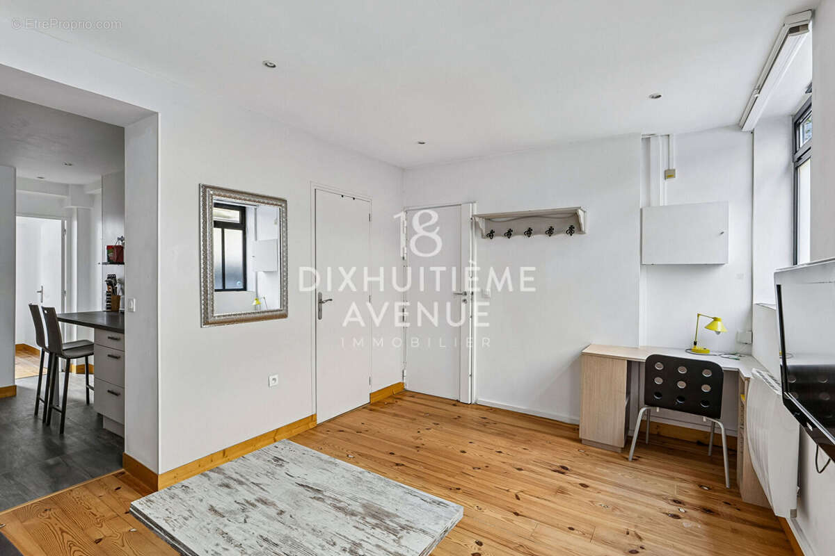 Appartement à PARIS-18E
