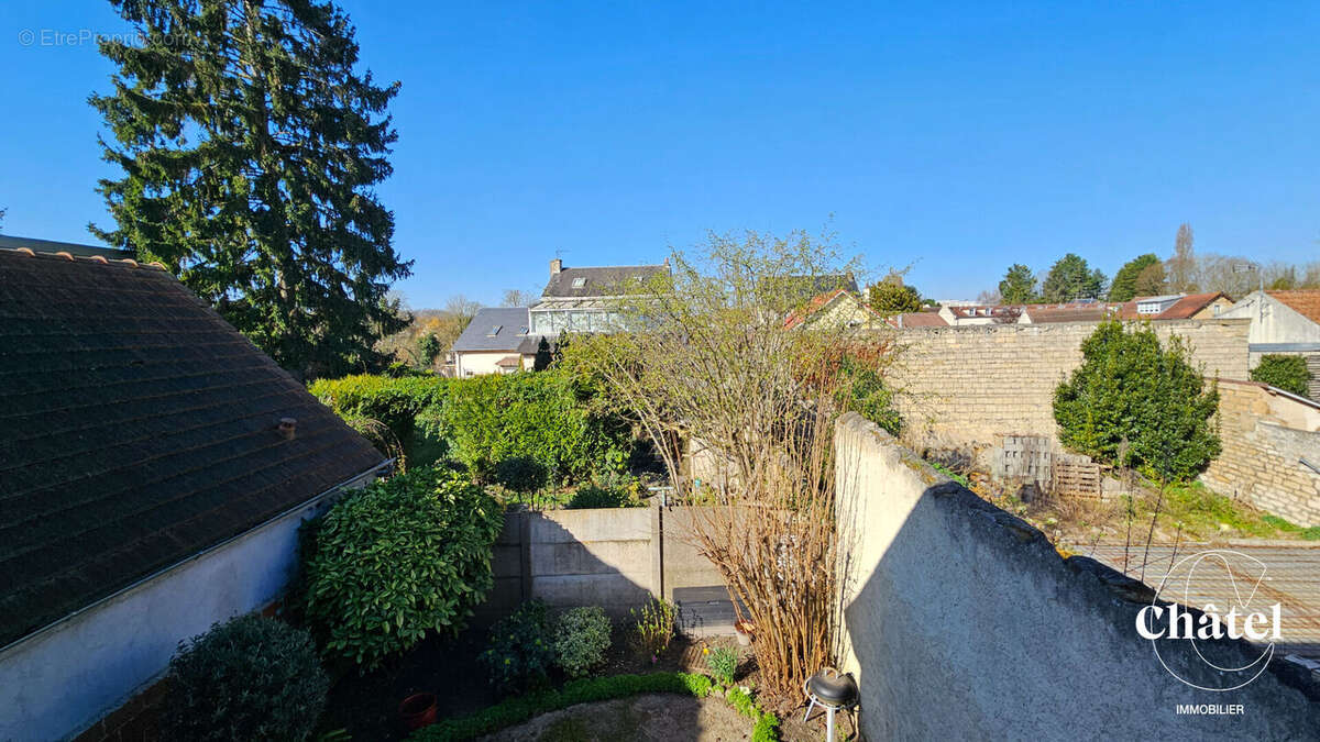Appartement à GOUVIEUX
