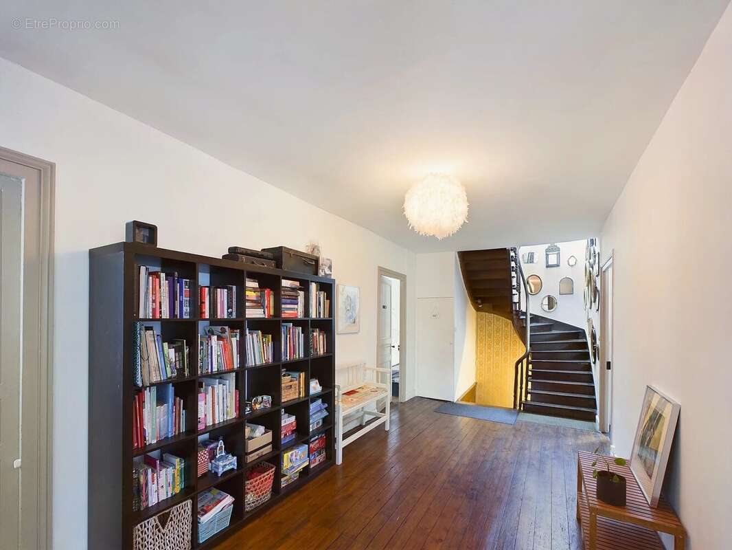 Un domaine exceptionnel avec Maison de Maître, 5 maisons d’amis, salles de réception, piscine, sauna et spa, à côté de Saint Emi - photo 9