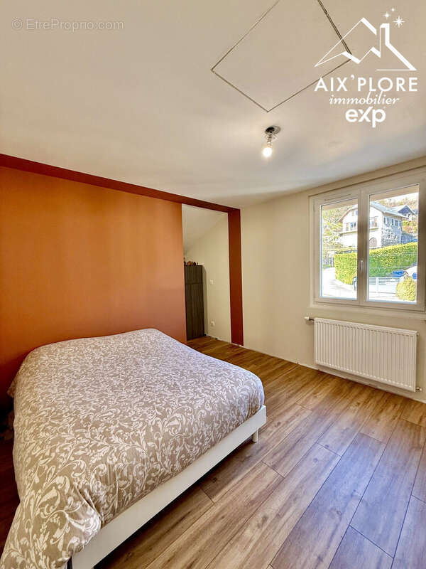 Maison 120 m² à Saint-Alban-Leysse  - photo 9
