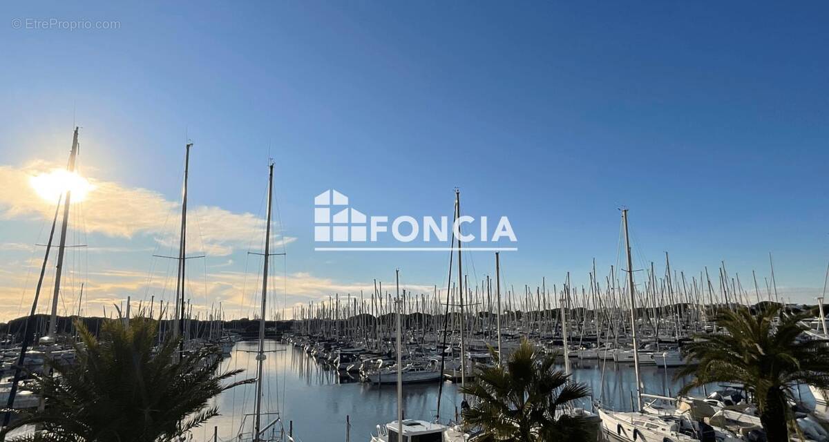 Parking à LE GRAU-DU-ROI