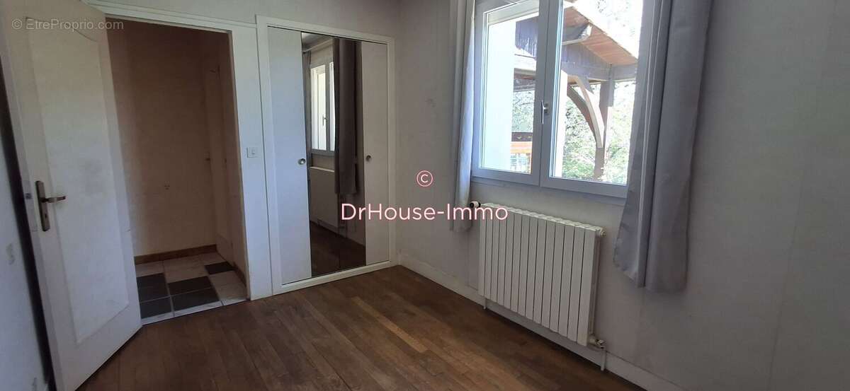 Maison à THIVIERS