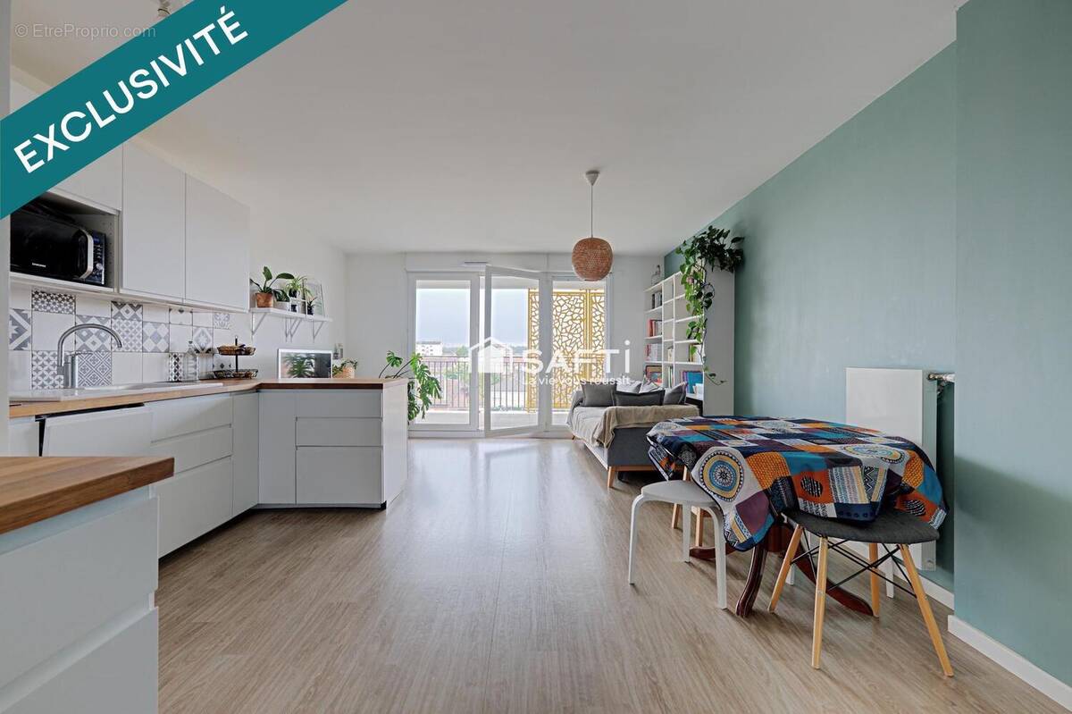 Photo 1 - Appartement à CHOISY-LE-ROI