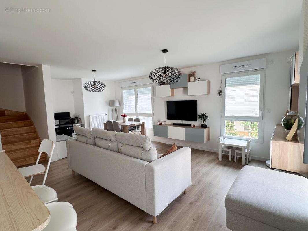 Appartement à COLOMBES