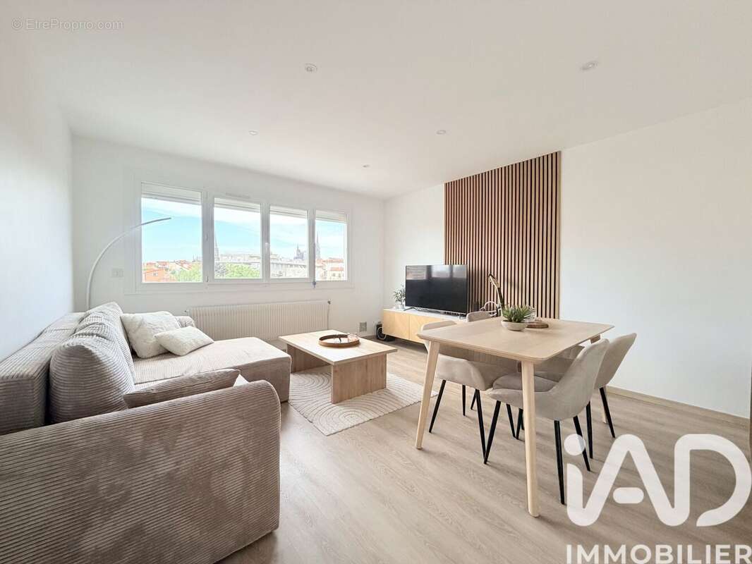 Photo 3 - Appartement à CLERMONT-FERRAND