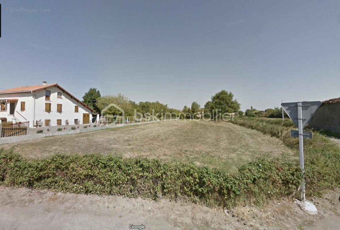 Terrain à SARRIAC-BIGORRE