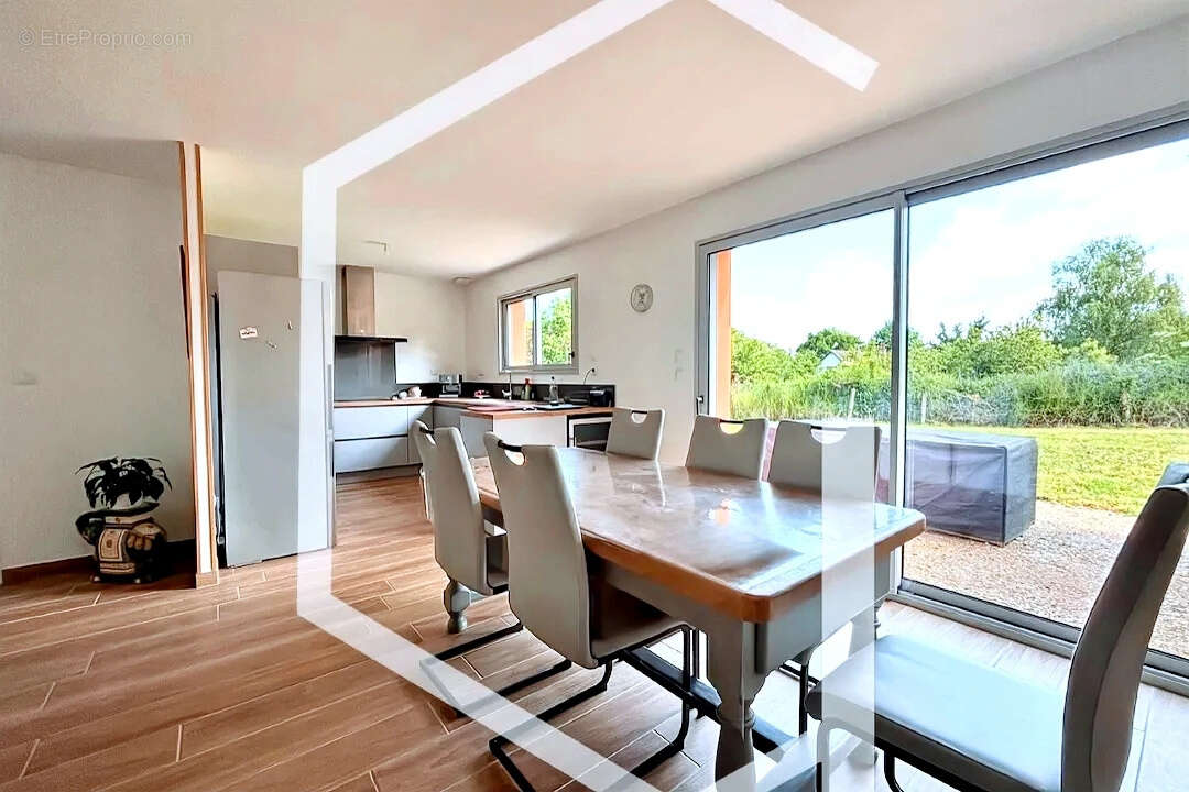 Maison à COSNE-COURS-SUR-LOIRE