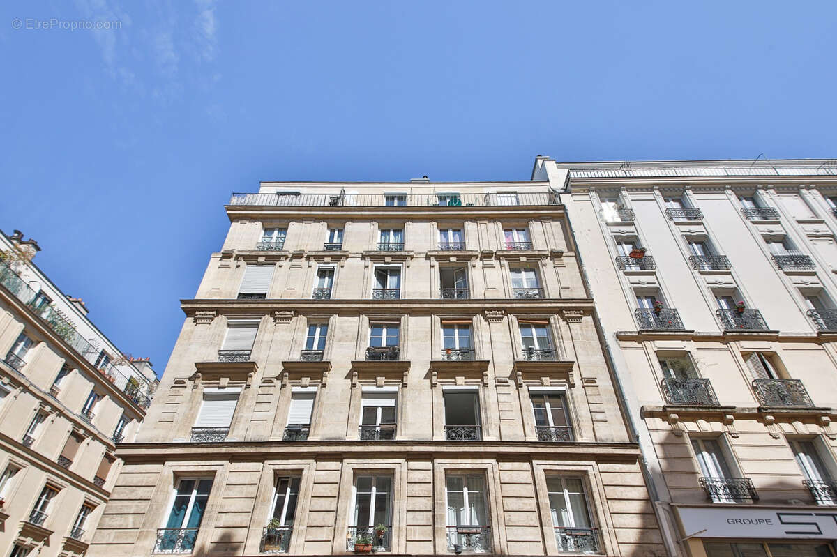 Appartement à PARIS-18E