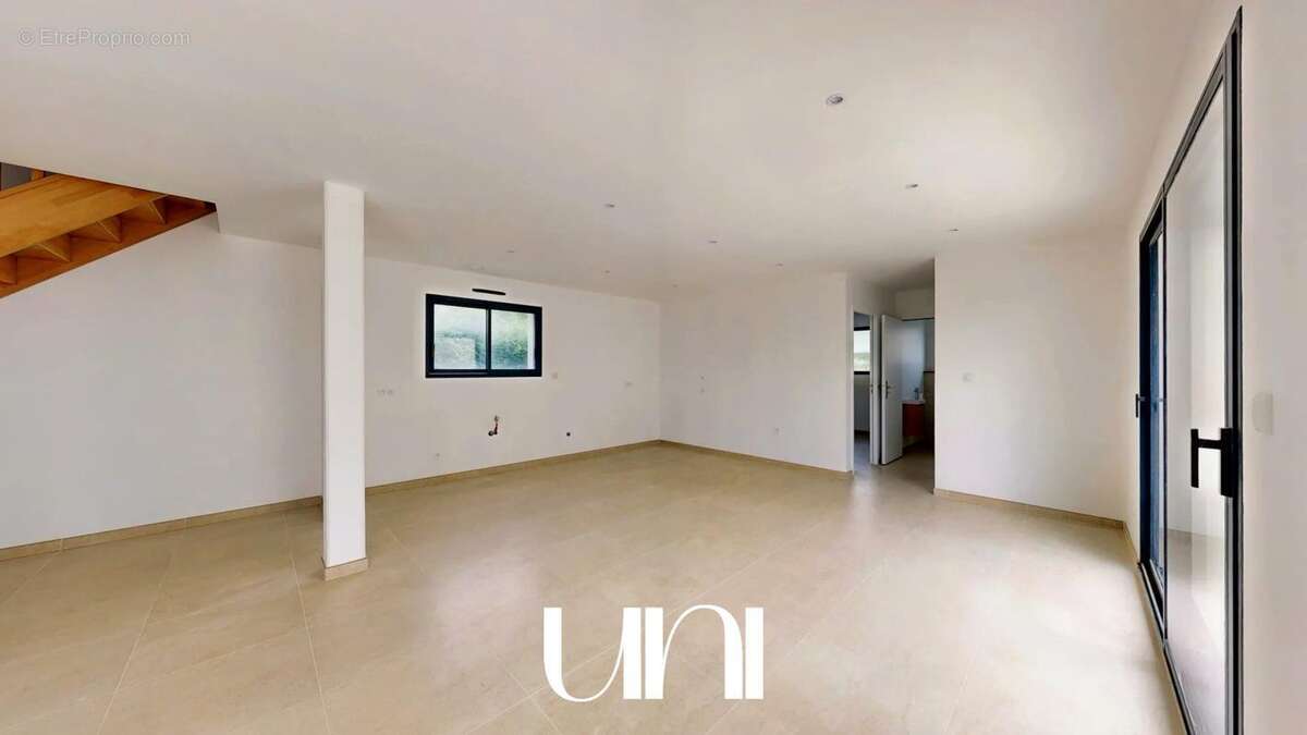 Maison 5 pièces de 120m2 proche plage - BERNIERES SUR MER - photo 2