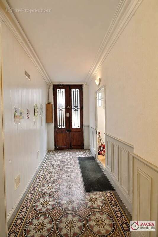 Maison à LABRUGUIERE