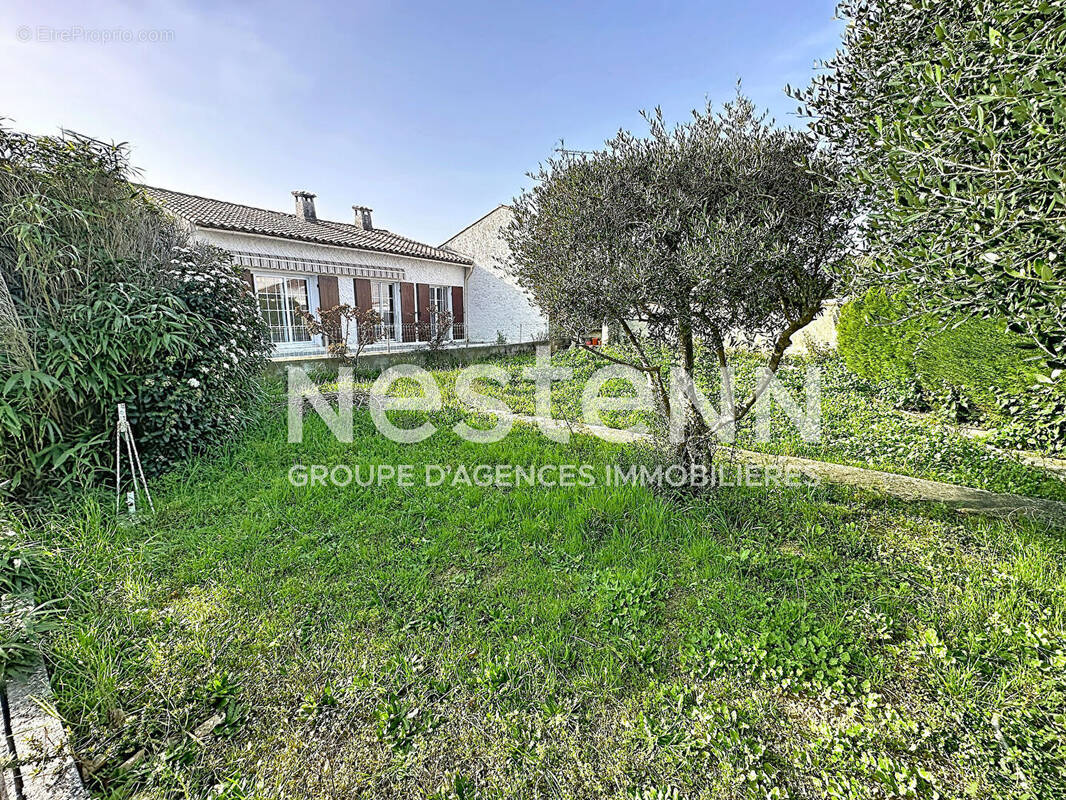 Maison à SAINT-MARTIN-DE-CRAU