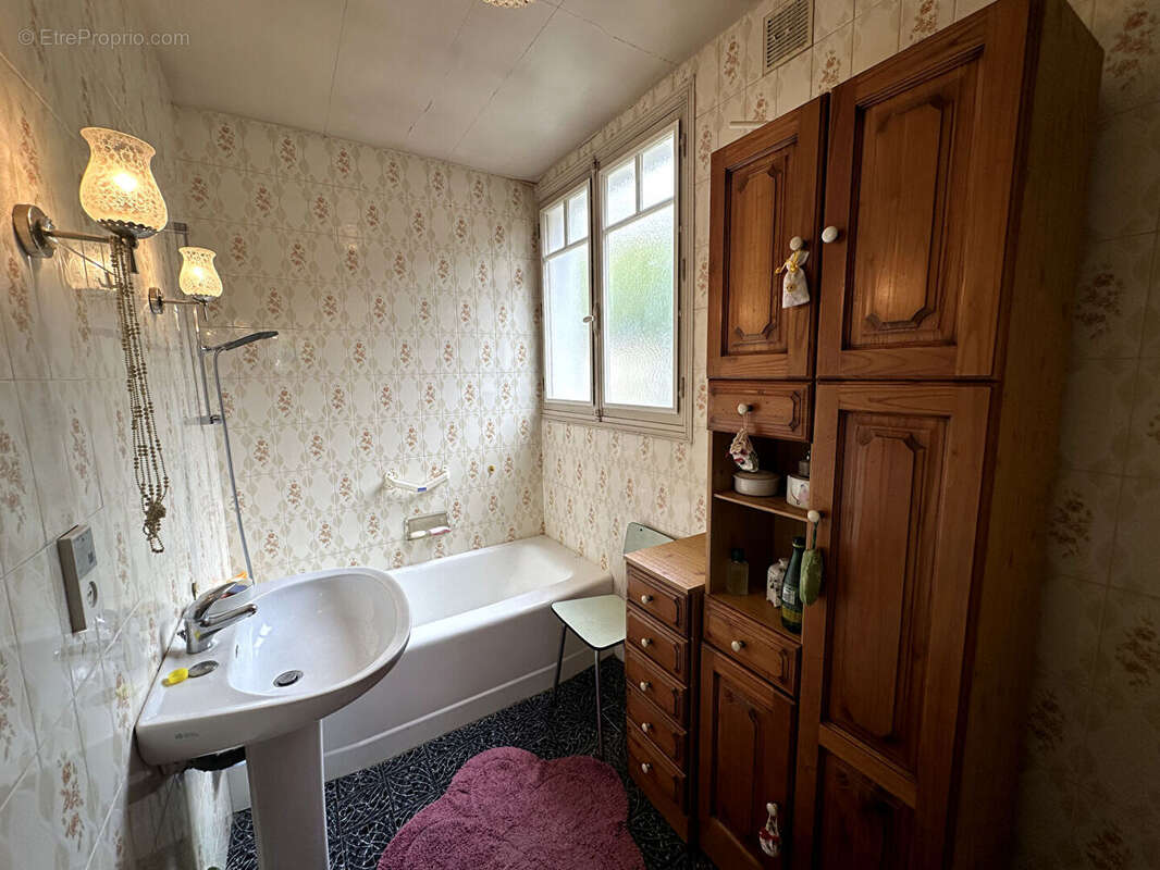 Autre à DONNEMARIE-DONTILLY