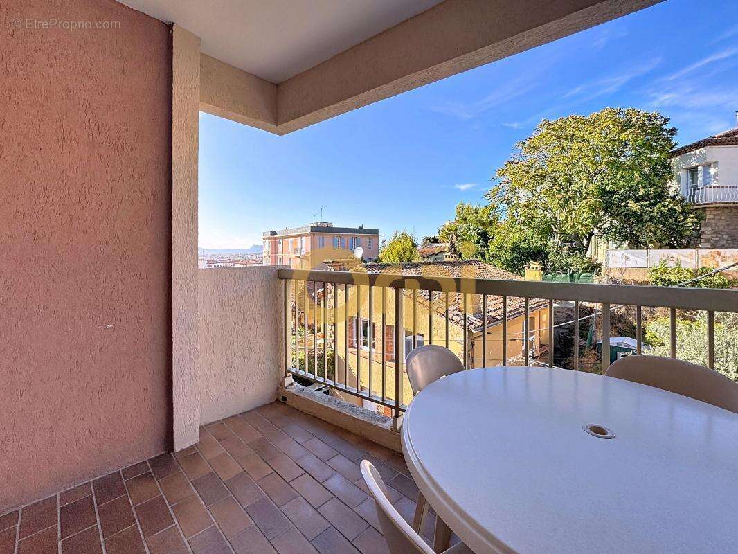 Appartement à SAINT-RAPHAEL