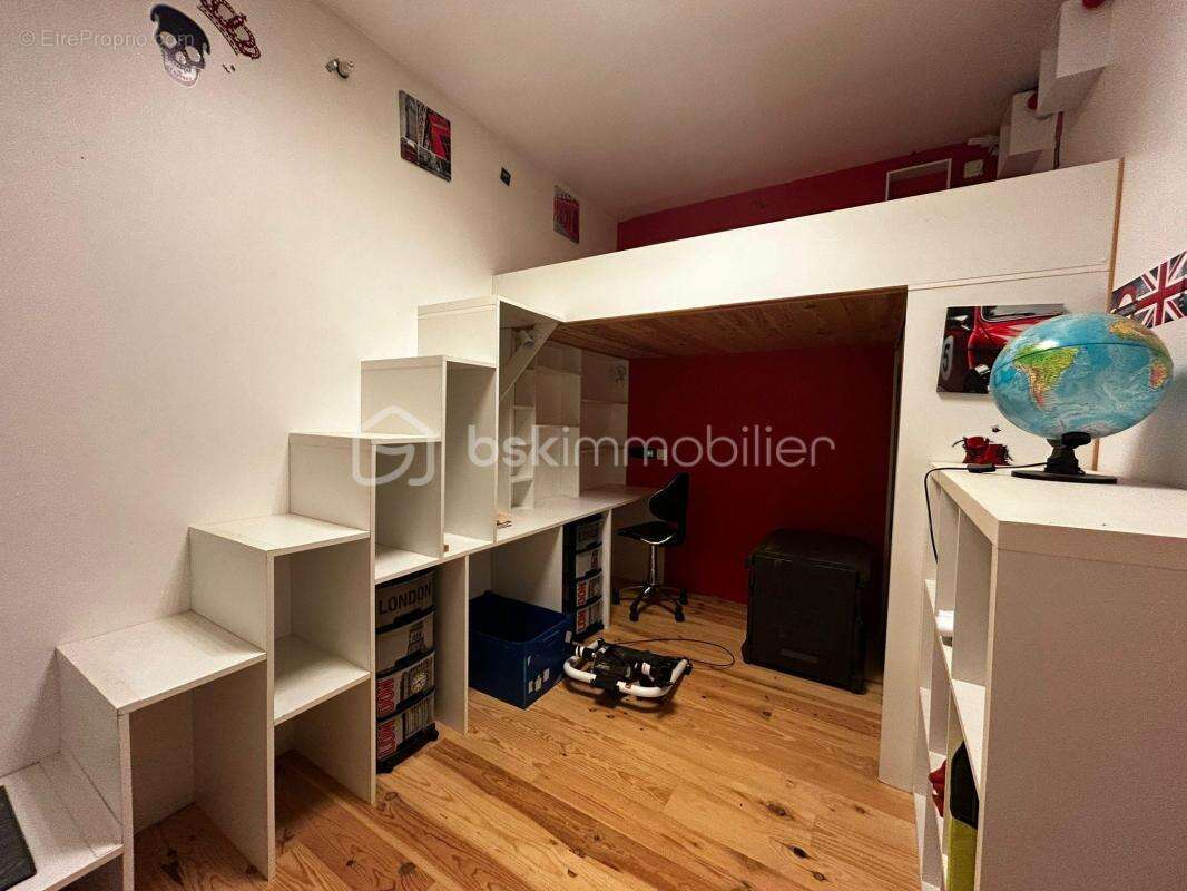 Maison à SAINT-BEAUZELY