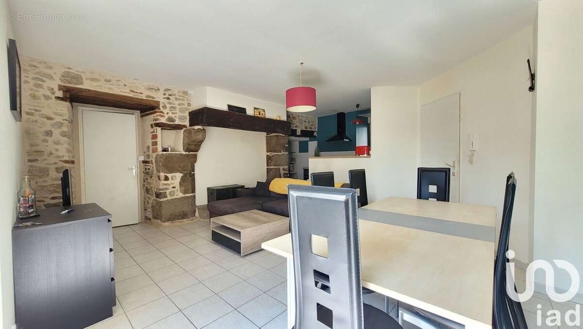 Photo 3 - Appartement à SAINT-AUBIN-D'AUBIGNE