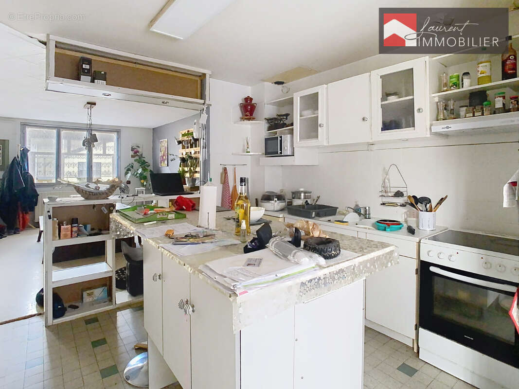 Maison à PONT-DE-VAUX