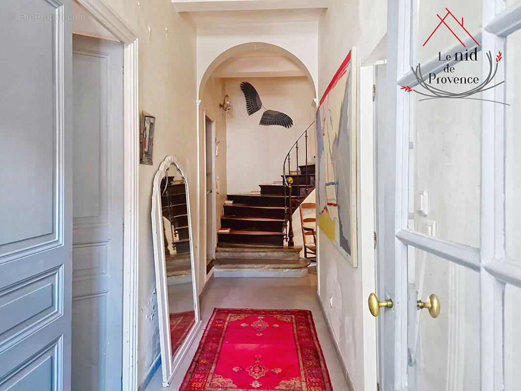 Maison à SAINTE-CECILE-LES-VIGNES