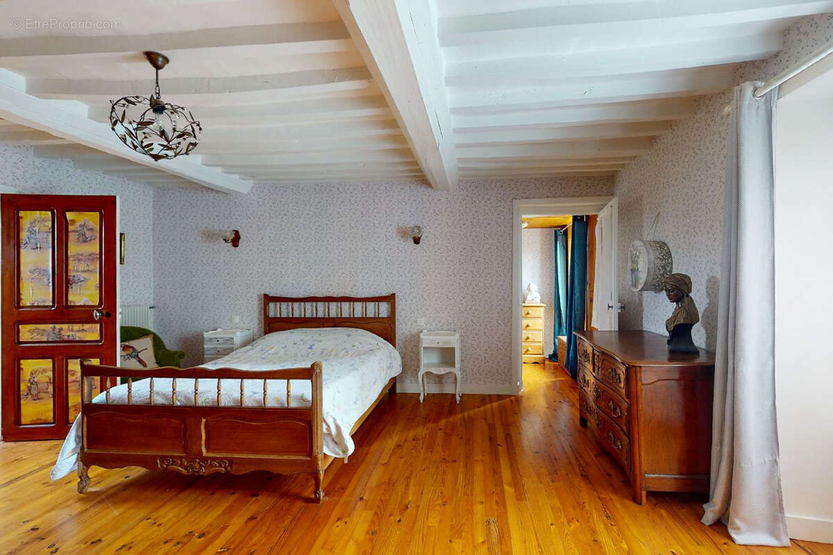 Maison à LA FOLIE