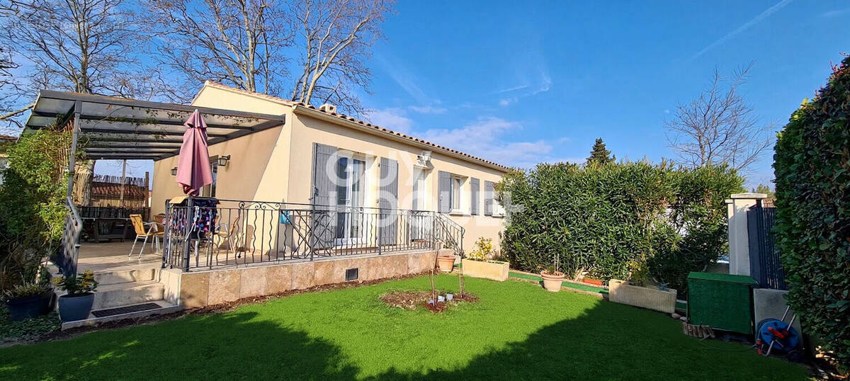 Maison à CAUMONT-SUR-DURANCE