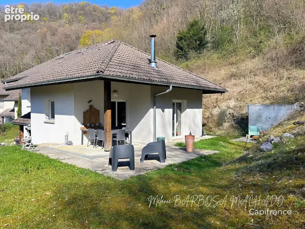 Maison individuelle à vendre 5 pièces à SERRIERES EN CHAUTAGNE (73) d'environ 117 m² à environ 30 minutes d'Aix-les-Bains et d'e - photo 9
