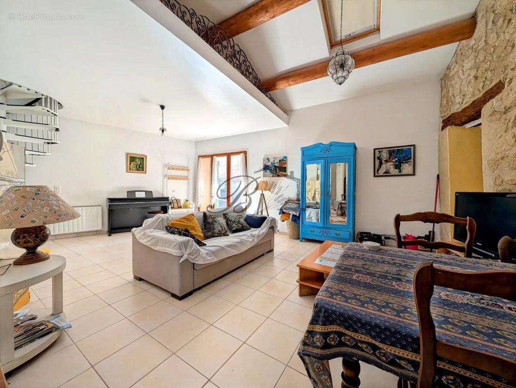 Maison à LA BASTIDONNE