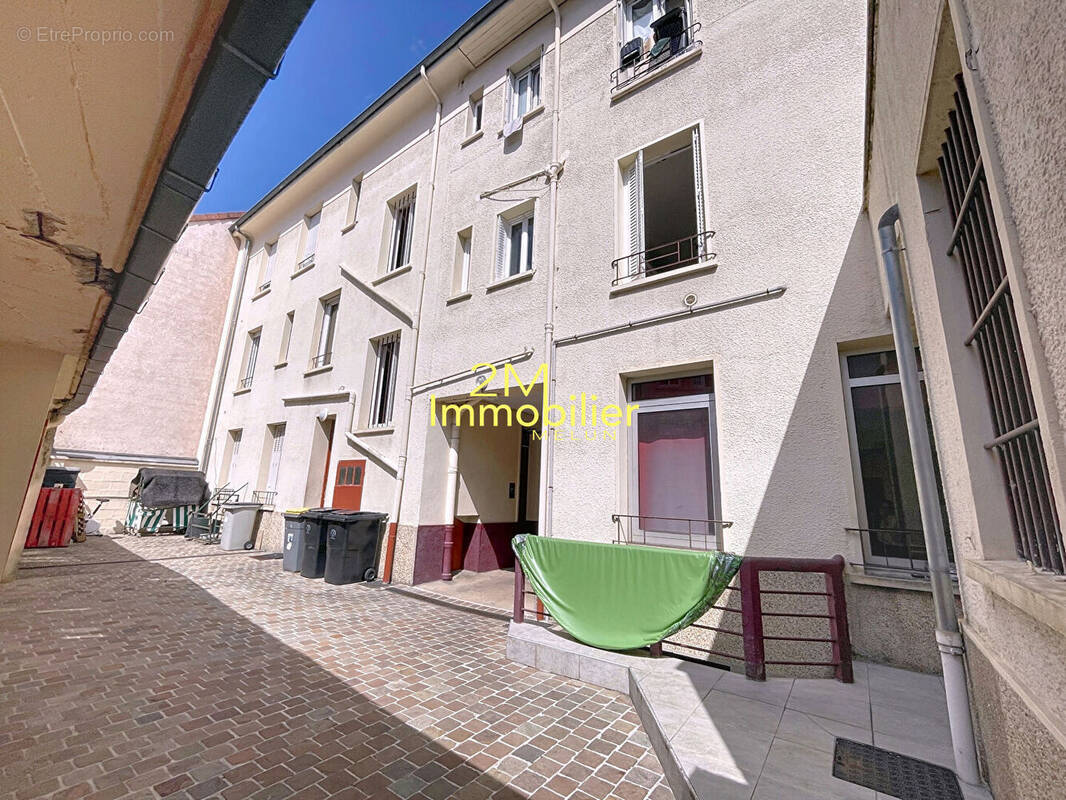 Appartement à MELUN