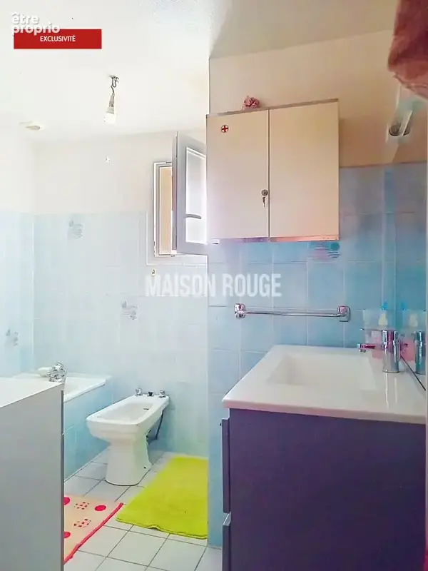 SAINT-BRICE-EN-COGLÈS  - Maison familiale 3 chambres sur 929 m² de terrain clos - photo 8