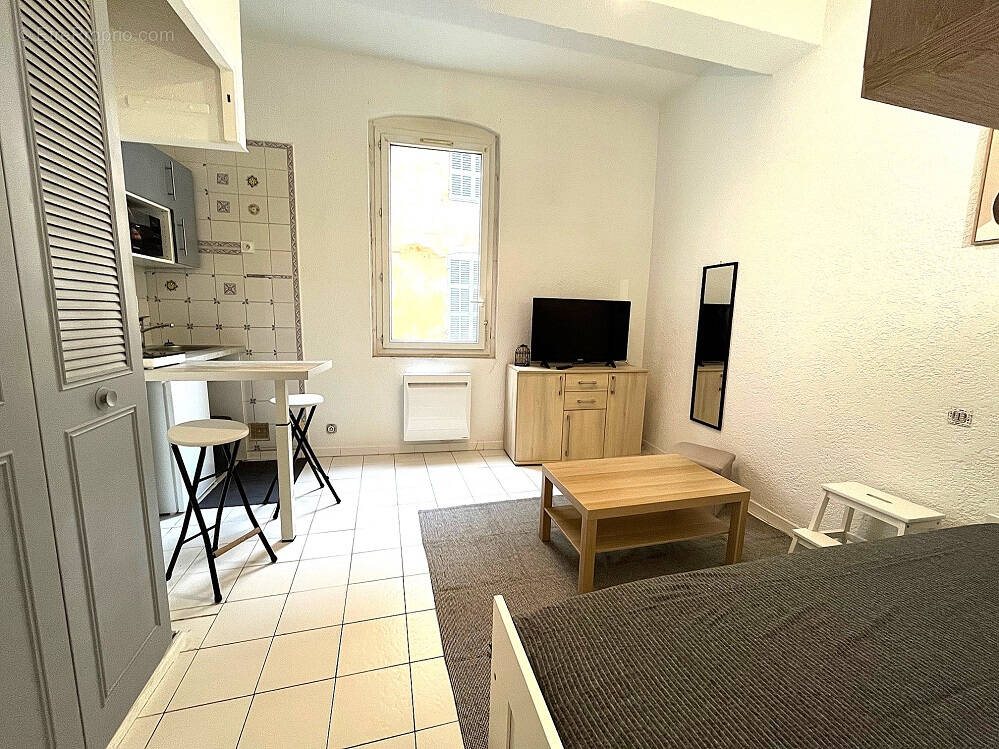 Appartement à SAINT-MAXIMIN-LA-SAINTE-BAUME