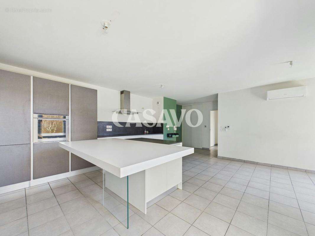 Vente Appartement 3 pièces de 65m² - 69800 Saint-Priest - photo 4