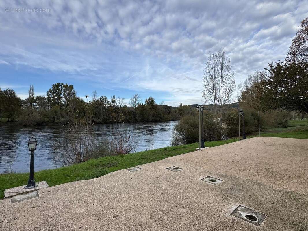 Terrasse avec vue sur Dordogne - Maison à ALLAS-LES-MINES