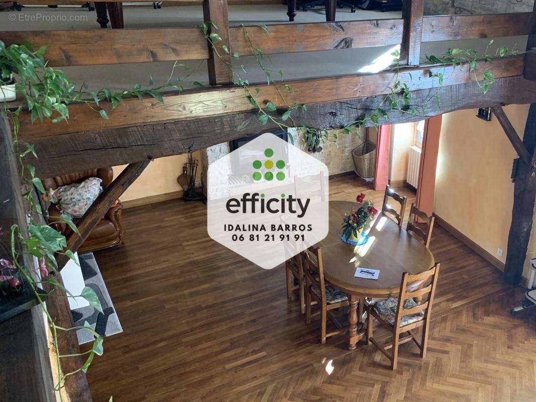 Maison à ROMAZIERES