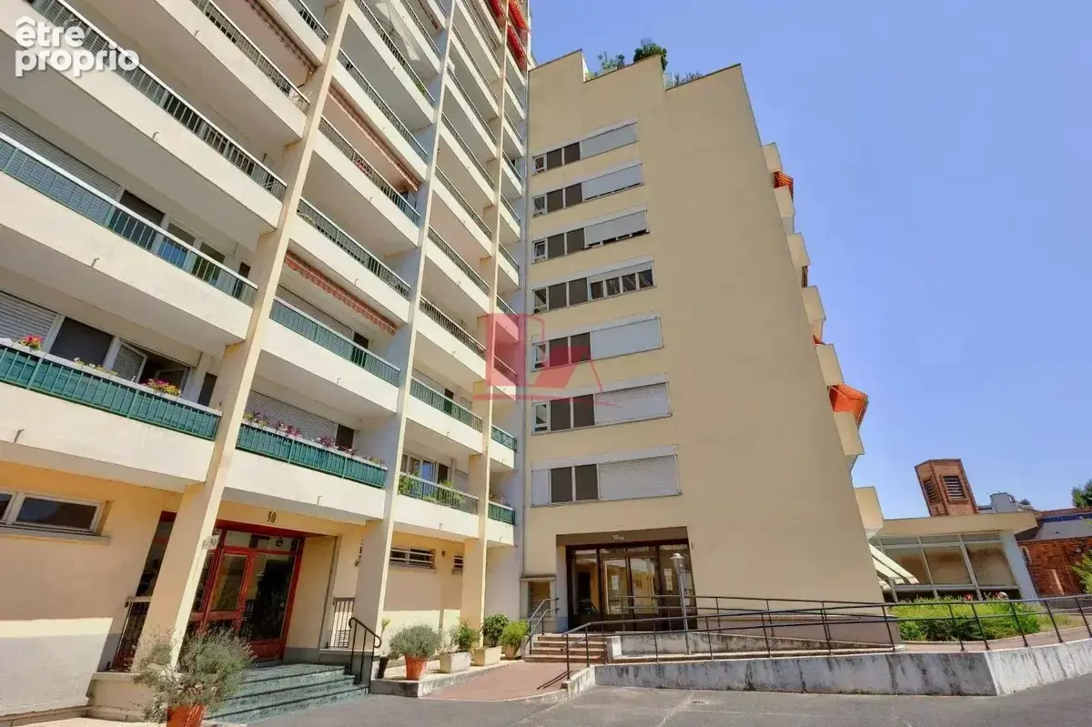 Vanves metro - studio de 34 m² - cave - parking - photo 14