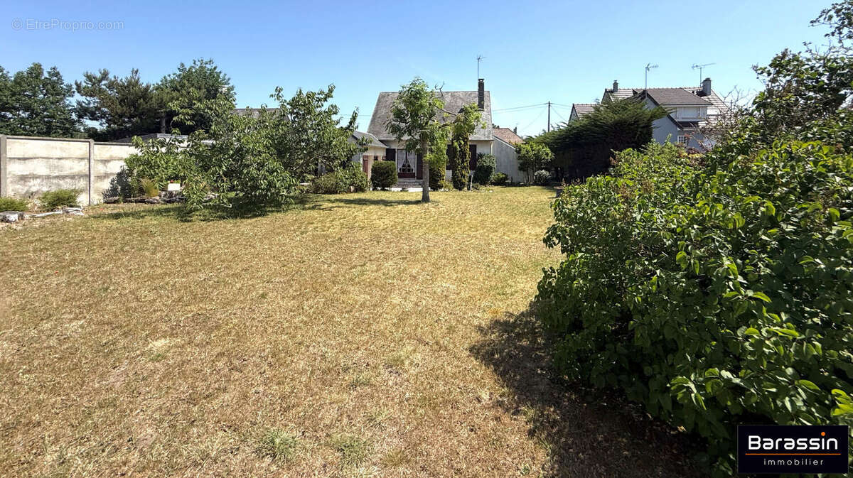 Maison à AGON-COUTAINVILLE