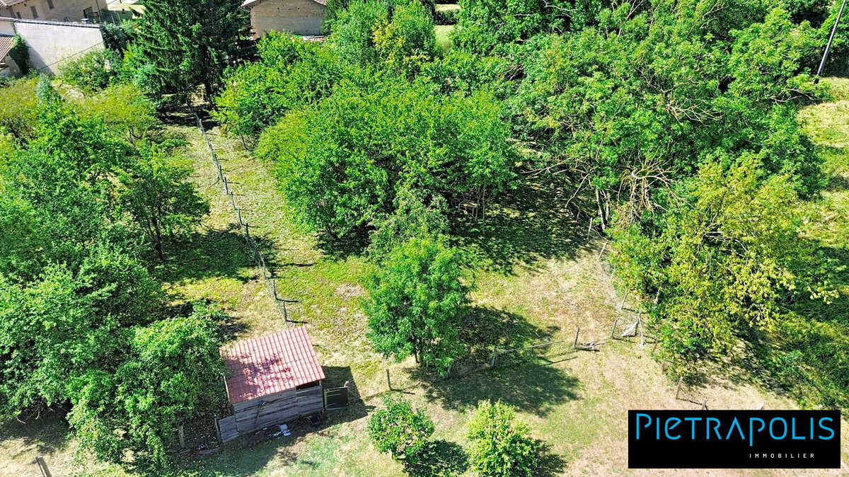 Terrain 907 m² à Francheleins  - photo 2