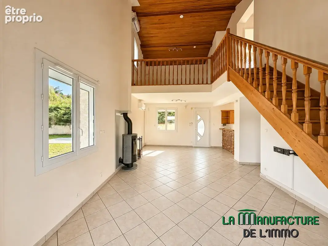 Maison de type F5/F6 avec piscine et belle vue sur terrain de 920 m2 / aurec-sur-Loire - photo 32