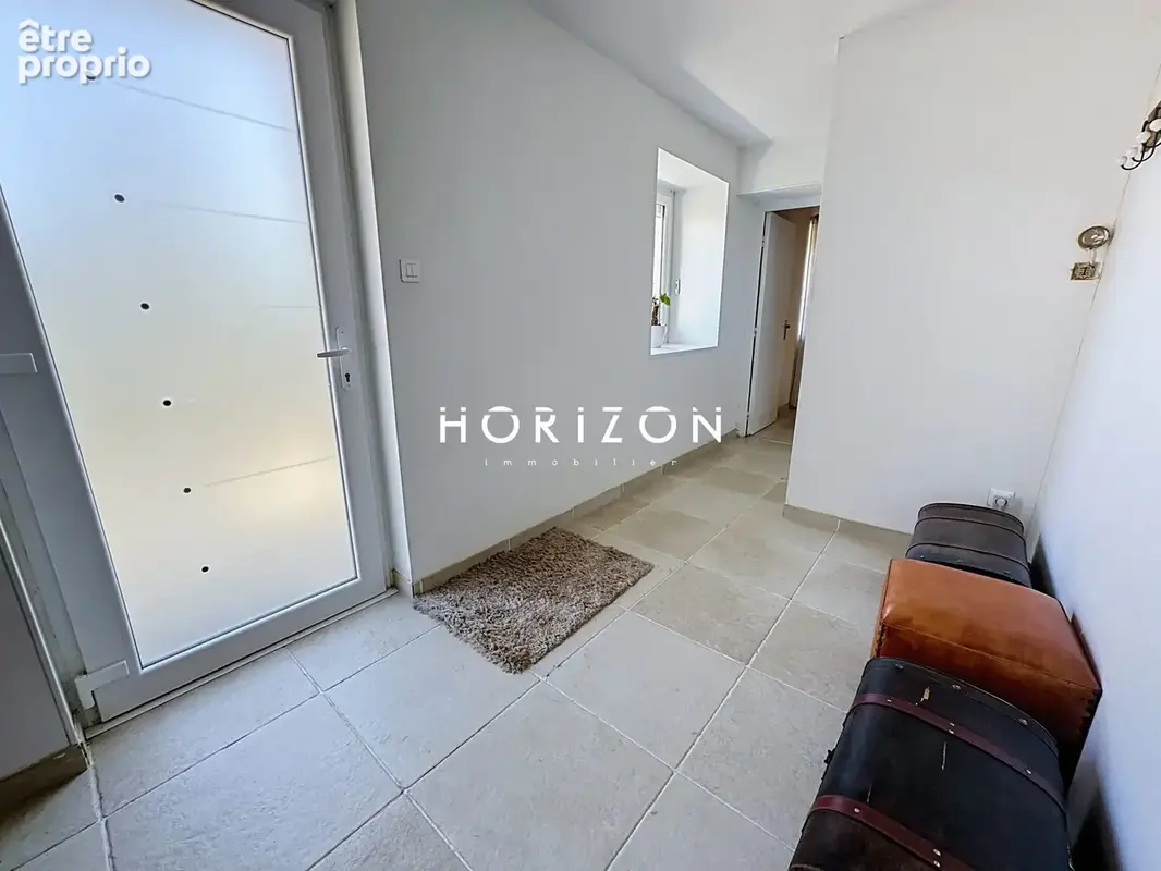 Maison 9 pièces 268 m² à vendre à Cruzilles-Les-Mepillat (01290) - photo 7