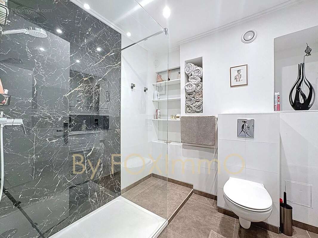 Appartement à VENCE