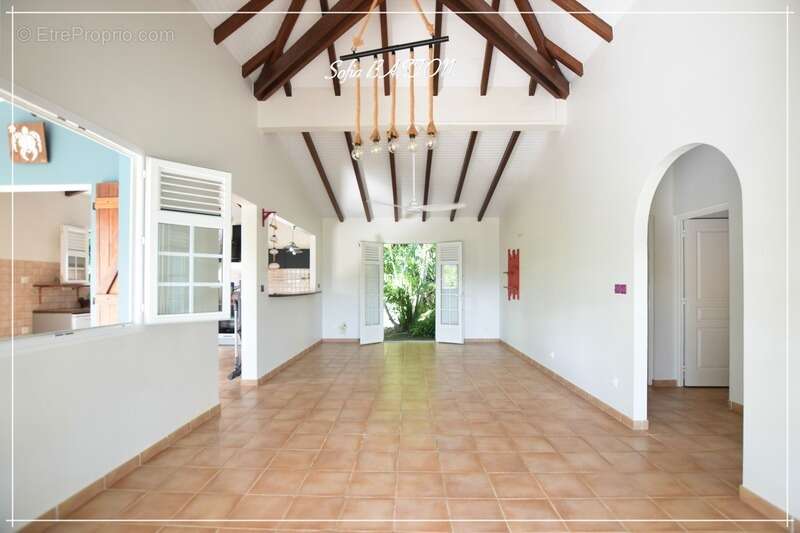 Maison à LES TROIS-ILETS