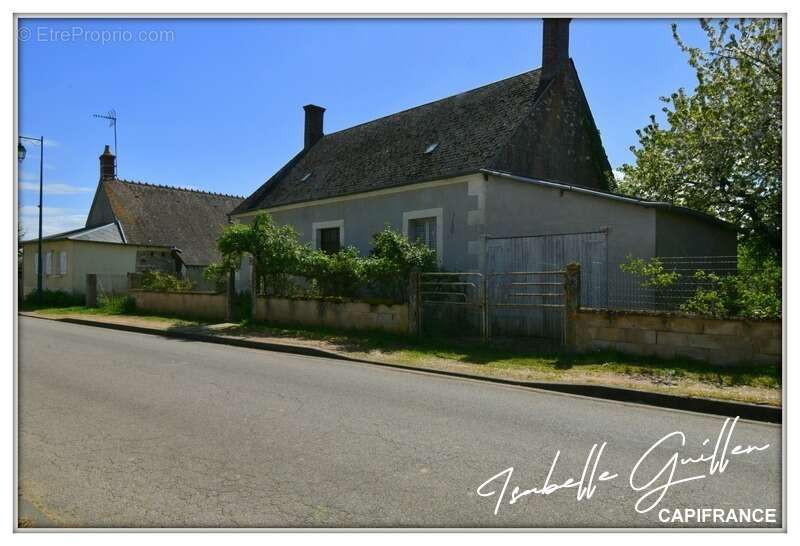 Maison à vendre 4 pièces TOUCHAY (18) - photo 3