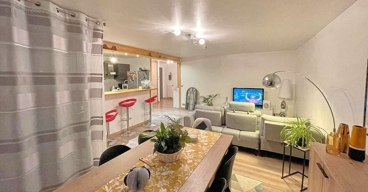 Appartement à CLUSES