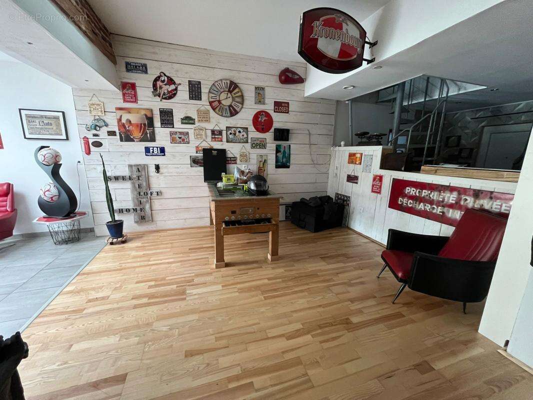  PRESTIGE & ESPACE : Splendide Maison Loft de 251 m² avec 5 Chambres, Jardin, Garage, Piscine  ‍ - photo 6