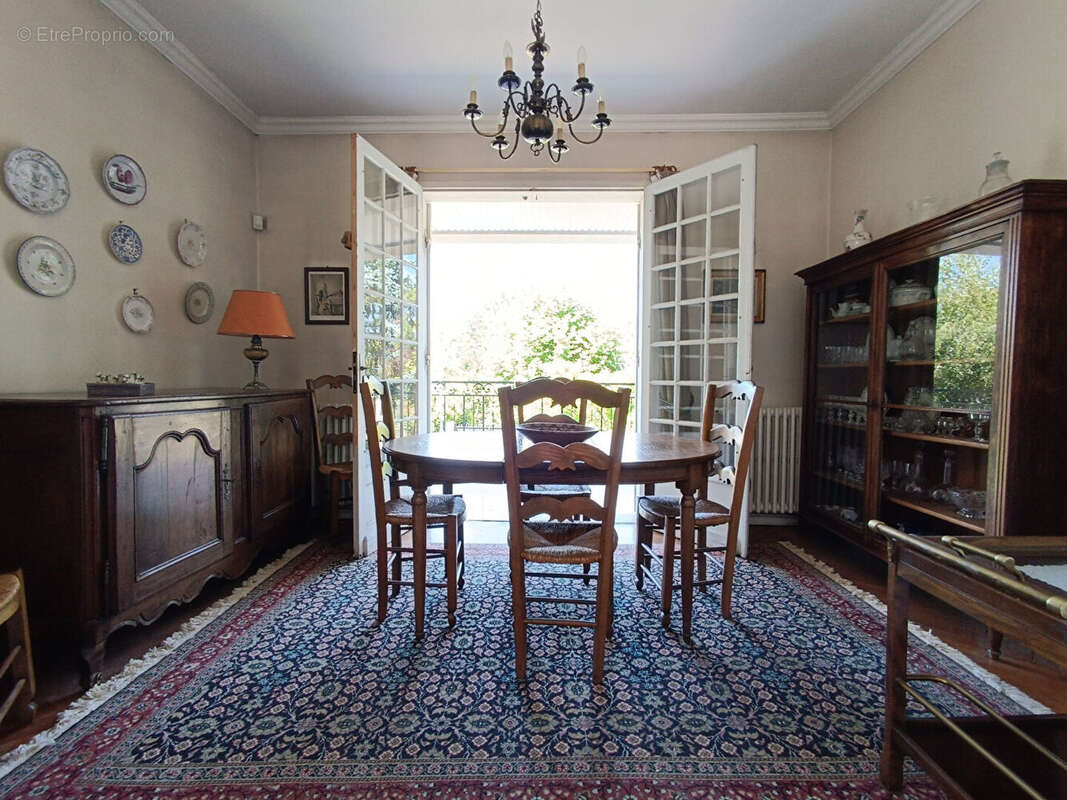 Maison à VILLENAVE-D'ORNON