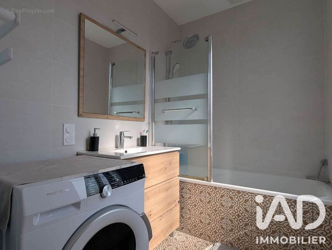 Maison 86 m² à Thouars  - photo 9