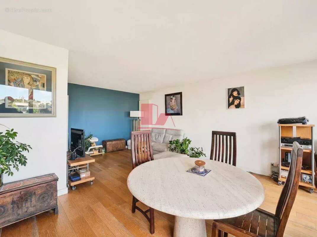 Appartement à ISSY-LES-MOULINEAUX