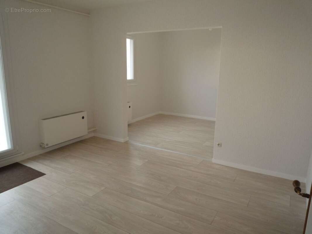 Appartement à JARVILLE-LA-MALGRANGE