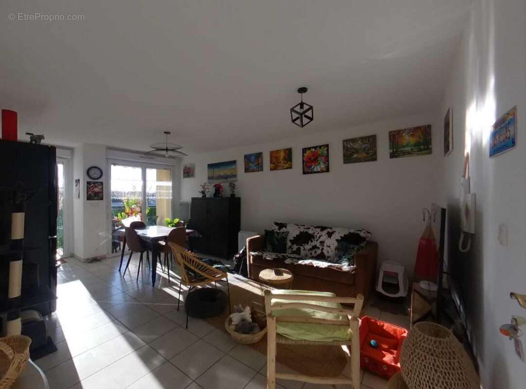   - Appartement à L'ISLE-JOURDAIN