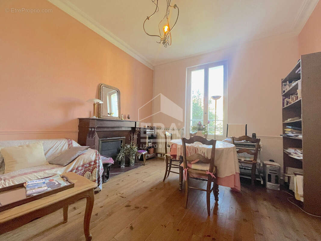 Maison à VIC-EN-BIGORRE